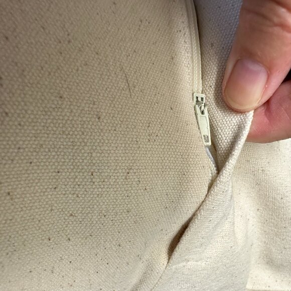 HUGE RED COMB BROILER MASH PILLOW/PILLOW INSERT INCLUDED/DISPLAYED ONLY/… - Picture 6 of 16